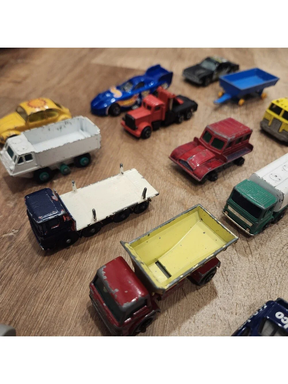 Vtg Matchbox Hot Wheels Lesney Lot Of 23 Cars Diecast 70s-90s Racecar Work Truck